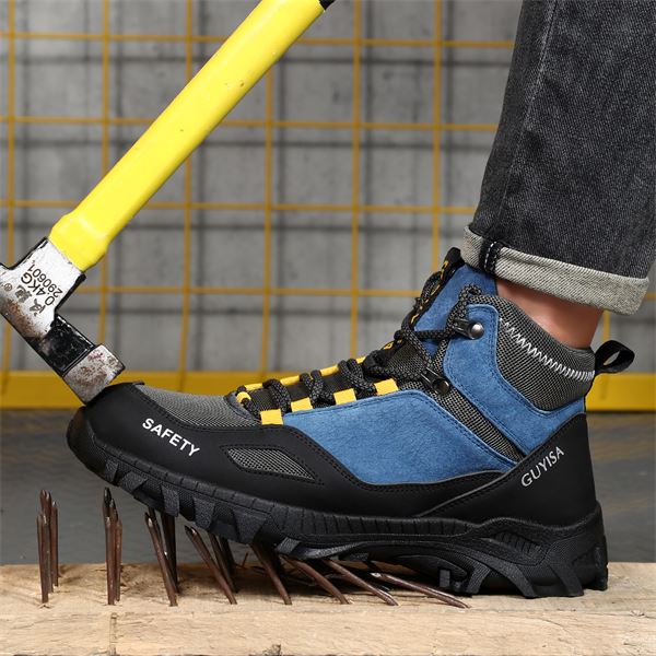 1113-1 Mid-Cut Hiker Safety Boot in use
