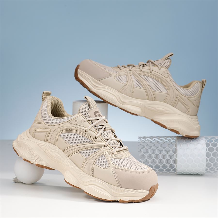 Chunky Mesh Safety Sneaker model 5008 in use, view 4