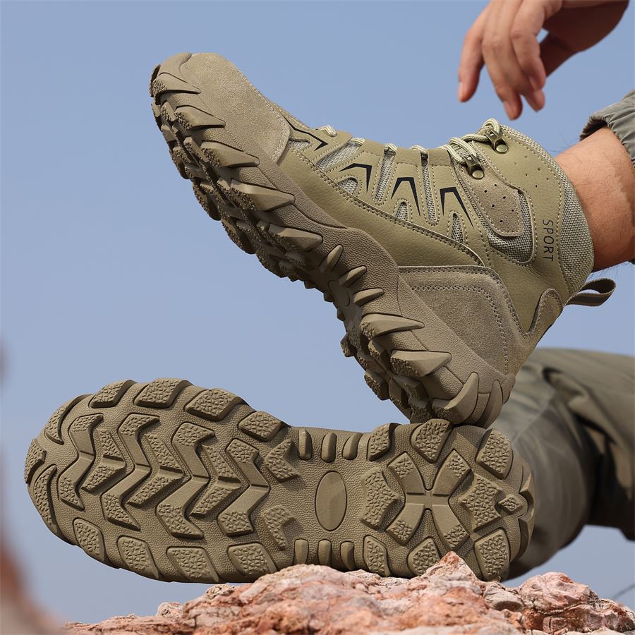 Tactical-Style Mid Safety Boot model 5057 in use, view 4