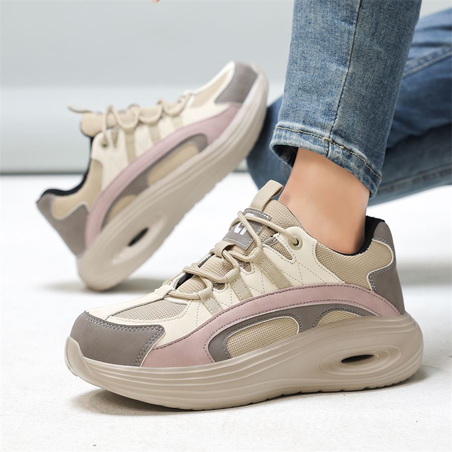 Women's Chunky Safety Sneaker model F129 in use, view 6